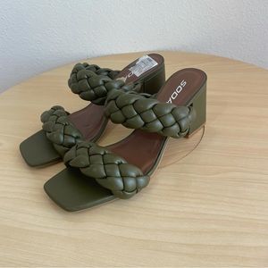 Soda Dark Olive Green Braided Strap Chunky Heel Mule Size 9 Comfortable